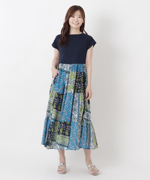 one'sterrace(ワンズテラス)の「リゾート コンビパッチワーク風ワンピース(ワンピース・レディース・カーキ系5/ベージュ系8/ネイビー系5・02)」の16枚目の写真
