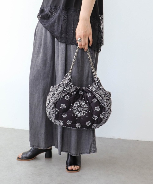 Three Four Time（ｽﾘｰﾌｫｰﾀｲﾑ）の「バンダナプリントギャザーBAG（ショルダーバッグ・レディース・ブラウン/ブラック/グリーン・FREE）」の12枚目の写真