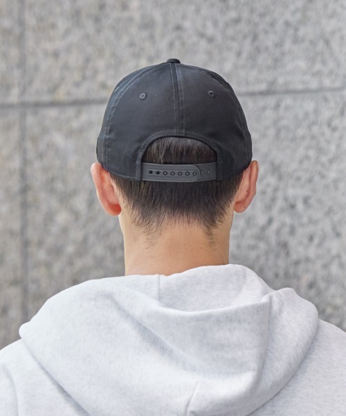 adidas(アディダス)の「【OVERRIDE別注】adidas OGC SEMI CURVE BRIM CAP / アディダス(キャップ・メンズ・ダークグリーン/ブラウン/ブラック/グレー・57~59cm)」の7枚目の写真
