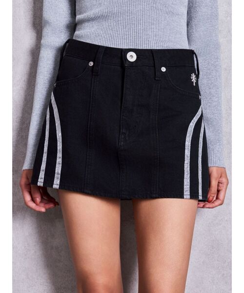 GYDA(ジェイダ)の「ハイウエストCURVE LINEスカートライクデニムショートパンツ(デニムスカート・レディース・ブラック/インディゴブルー・SMALL/MEDIUM)」の1枚目の写真
