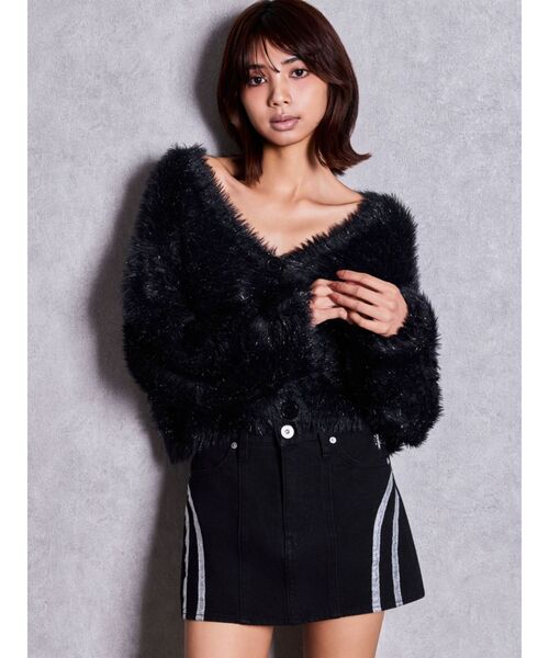 GYDA(ジェイダ)の「ハイウエストCURVE LINEスカートライクデニムショートパンツ(デニムスカート・レディース・ブラック/インディゴブルー・SMALL/MEDIUM)」の22枚目の写真