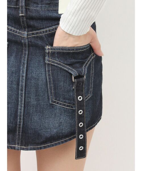 GYDA(ジェイダ)の「ハイウエストCURVE LINEスカートライクデニムショートパンツ(デニムスカート・レディース・ブラック/インディゴブルー・SMALL/MEDIUM)」の9枚目の写真