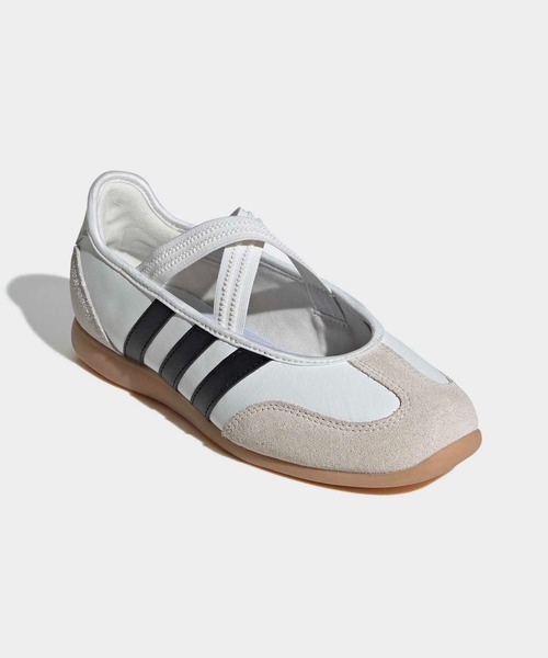 adidas(アディダス)の「バレダ メリー ジェーン / BARREDA MARY JANE / アディダス adidas(スニーカー・レディース・ホワイト・24.0cm/23.5cm/23.0cm/27.0cm/22.0cm/22.5cm/26.5cm/26.0cm/25.5cm/25.0cm/27.5cm/28.0cm/24.5cm)」の4枚目の写真