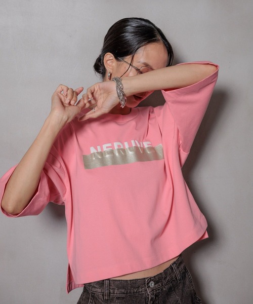 HEREIAM(ヘレイアム)の「【HEREIAM】フォームロゴハーフスリーブT(Tシャツ/カットソー・レディース・ホワイト/グレー系/ピンク系/ブラック・FREE)」の4枚目の写真