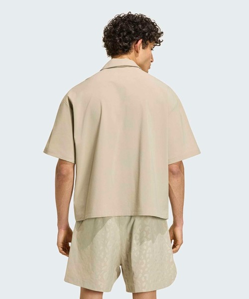 adidas(アディダス)の「シティ テック シャツ / アディダス adidas(Tシャツ/カットソー・メンズ・カーキ・XX-LARGE/3XL/LARGE/SMALL/MEDIUM/X-SMALL/X-LARGE)」の2枚目の写真