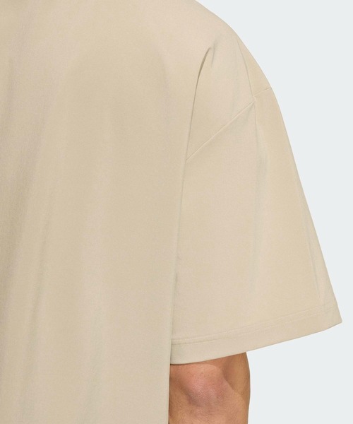 adidas(アディダス)の「シティ テック シャツ / アディダス adidas(Tシャツ/カットソー・メンズ・カーキ・XX-LARGE/3XL/LARGE/SMALL/MEDIUM/X-SMALL/X-LARGE)」の4枚目の写真