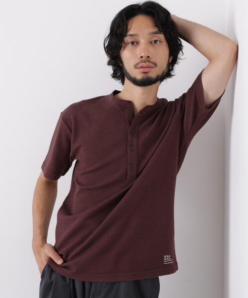 NANO universe(ナノユニバース)の「「surplus」 サーマルヘンリーハーフスリーブ(Tシャツ/カットソー・メンズ・ブラック/ボルドー/ホワイト・M/L/S)」の19枚目の写真