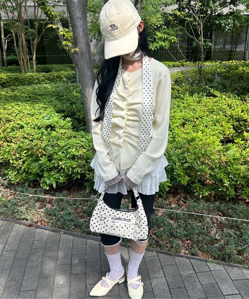 WC(ダブル シー)の「ボタンジップカーディガン(カーディガン/ボレロ・レディース・ピンク/チャコールグレー/アイボリー・FREE)」の5枚目の写真