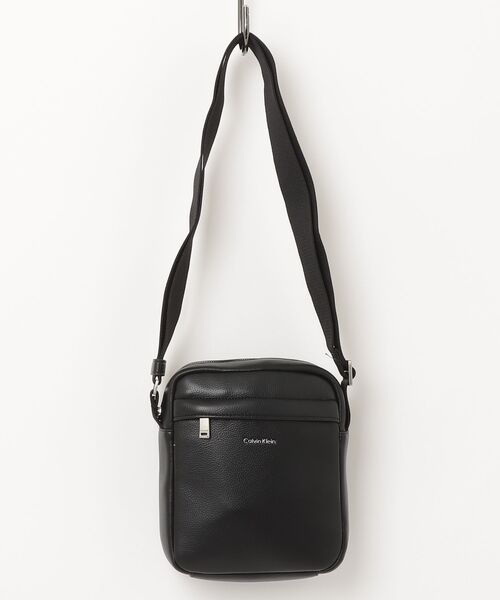 Calvin Klein(カルバン・クライン)の「Calvin Klein カルバンクライン RAISED REPORTER レイズド レポーター ショルダーバッグ(ショルダーバッグ・メンズ・ブラック・FREE)」の16枚目の写真