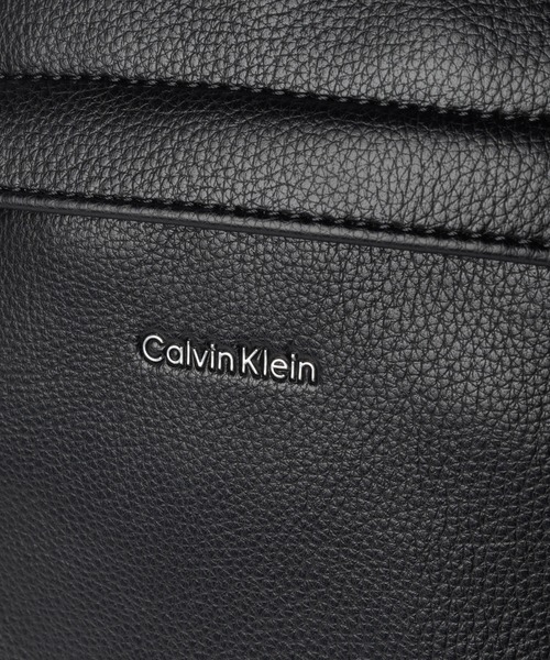 Calvin Klein(カルバン・クライン)の「Calvin Klein カルバンクライン RAISED REPORTER レイズド レポーター ショルダーバッグ(ショルダーバッグ・メンズ・ブラック・FREE)」の7枚目の写真