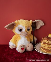 BIRTHDAY BAR（バースデイバー）の「【GREMLINS グレムリン】ギズモ バターイエロー ぬいぐるみ 25cm（おもちゃ）」