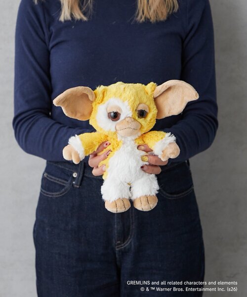 BIRTHDAY BAR（バースデイバー）の「【GREMLINS グレムリン】ギズモ バターイエロー ぬいぐるみ 25cm（おもちゃ・レディース・イエロー・0）」の4枚目の写真