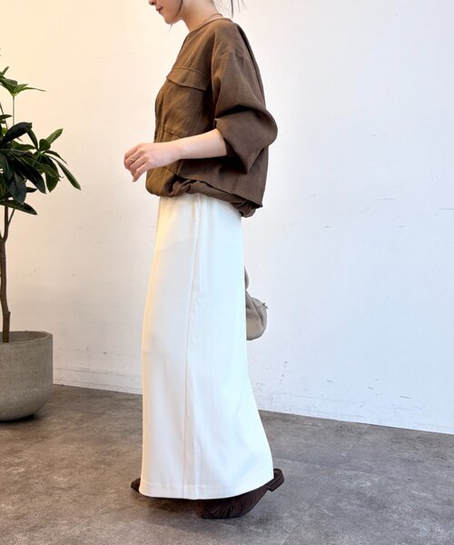 Jena espace merveilleux(ジェナ エスパスメルヴェイユ)の「トロミイージースカート2(スカート・レディース・ブラック/カーキ/アイボリー・FREE)」の5枚目の写真