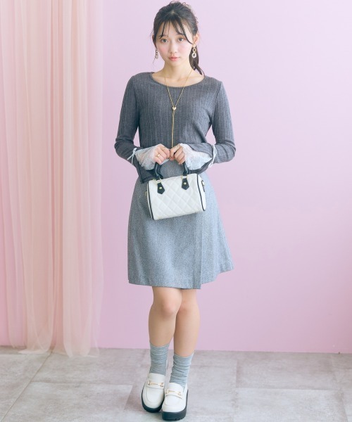 marun(マルン)の「<大きいサイズ>袖口リボンレーステレコリブカットソートップス marun(Tシャツ/カットソー・レディース・アイボリー/チャコールグレー/ピンク系・4L/3L/L/LL/5L)」の9枚目の写真