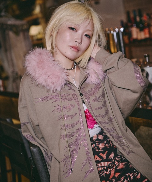 GALFY(ガルフィー)の「GALFY/ガルフィー/ピカピカ族パーカー(パーカー・メンズ・グレイッシュベージュ/ホワイト/ブラック・XL/L/M)」の3枚目の写真