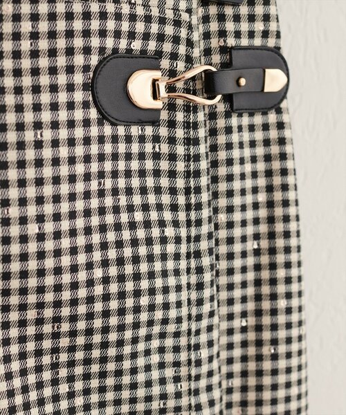 natural couture(ナチュラルクチュール)の「ビットベルト付きラップ風スカート(スカート・レディース・その他3/ブラウン/その他1・FREE)」の9枚目の写真