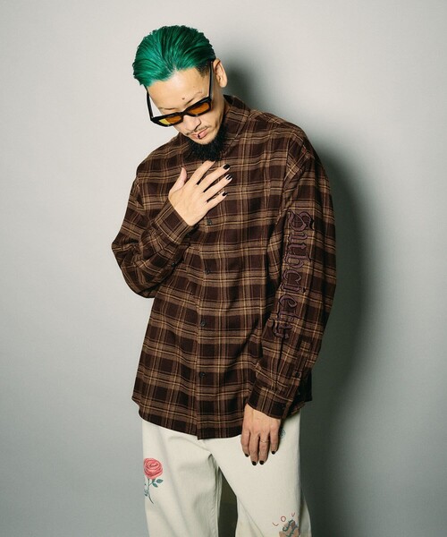 Subciety(サブサエティ)の「Sleeve embroidery check shirt(シャツ/ブラウス・メンズ・ブラウン/ブラック・XL/S/M/L)」の13枚目の写真