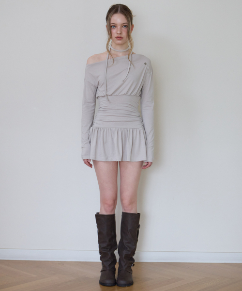 ROSEFRANTZ（ロゼフランツ）の「Tie Off Shoulder Mini Dress [Beige]（ワンピース・レディース・Beige・OS）」の2枚目の写真