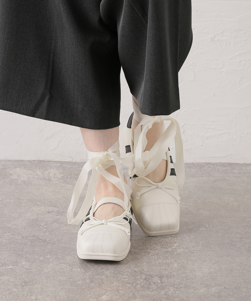 adidas Originals（アディダスオリジナルス）の「ADIDAS × JENNIE / アディダス × ジェニー SUPERSTAR SQ BALLET W（スニーカー・レディース・ブラック/アイボリー・25cm/24cm/23cm）」の21枚目の写真