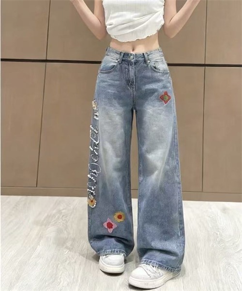 Dream garden（ドリームガーデン）の「パールモチーフ　花刺繍ワイドデニムパンツ（デニムパンツ・レディース・ブルー・2XL/M/S/XL）」の4枚目の写真