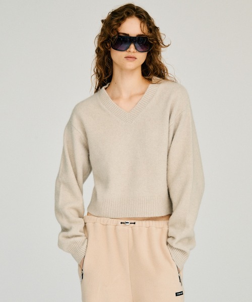 PRANK PROJECT（プランクプロジェクト）の「【2026Winter Pre-Order】FOXブレンドVネックニット / Fox Blend V-Neck Knit（ニット/セーター・レディース・グレー/アイボリー/ブラック・FREE）」の2枚目の写真