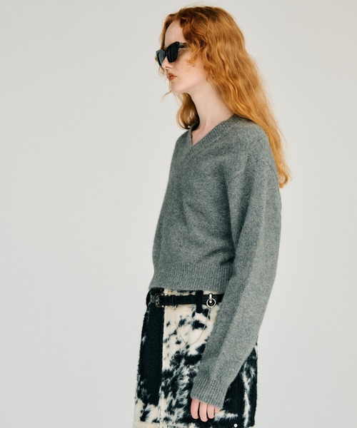 PRANK PROJECT（プランクプロジェクト）の「【2026Winter Pre-Order】FOXブレンドVネックニット / Fox Blend V-Neck Knit（ニット/セーター・レディース・グレー/アイボリー/ブラック・FREE）」の16枚目の写真