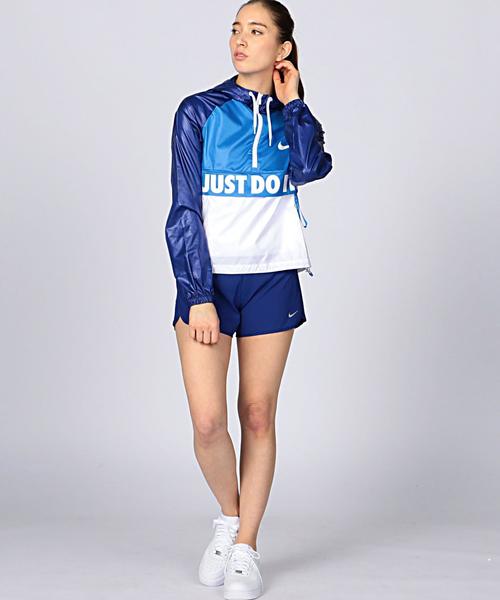 NIKE（ナイキ）の「NIKE（ナイキ） シティパッカブルジャケット（その他アウター・レディース・ブラック/コバルトブルー・MEDIUM/SMALL）」の12枚目の写真