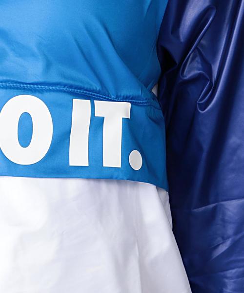 NIKE（ナイキ）の「NIKE（ナイキ） シティパッカブルジャケット（その他アウター・レディース・ブラック/コバルトブルー・MEDIUM/SMALL）」の16枚目の写真