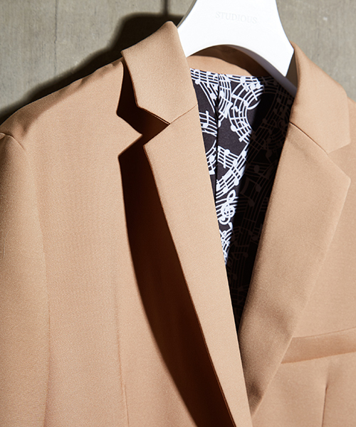 NUMBER (N)INE（ナンバーナイン）の「【NUMBER (N)INE】≪STUDIOUS限定≫別注ドレープ1Bチェスターコート（チェスターコート・メンズ・ブラック/ベージュ・2/1/3）」の11枚目の写真