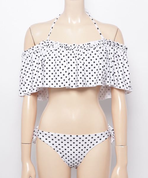 KOBE LETTUCE（コウベレタス）の「オフショルダー風フリルビキニ水着上下2点セットアップ（水着・レディース・ダークネイビー/ピンク/オレンジ系その他/オフホワイト/ブルー系その他/チェック/サックスブルー/イエロー系その他/ブラック/ドット/イエロー/ラベンダー/ブラック系その他/ホワイト系その他・FREE）」の3枚目の写真