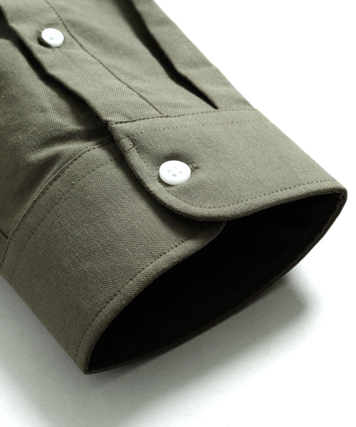 MONO-MART（モノマート）の「ボタンダウン ハイストレッチ オックスフォード シャツ(3/4スリーブ)（シャツ/ブラウス・メンズ・ブラック/オフホワイト/グレー/ブルー/ベージュ/ネイビー/オリーブドラブ/サックスブルー・L/XL/M）」の19枚目の写真