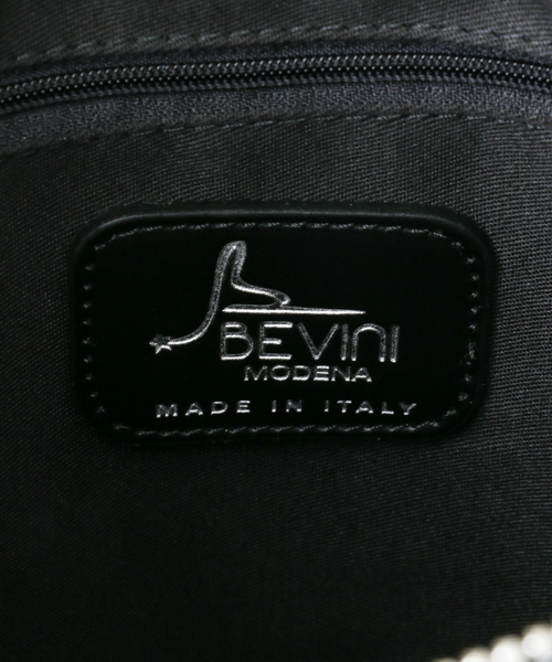 URBAN RESEARCH（アーバンリサーチ）の「BEVINI　バニティショルダーバッグ（ショルダーバッグ・レディース・ブラック/ボルドー・-）」の16枚目の写真