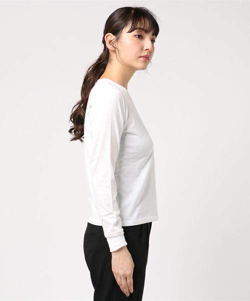 HOLIDAY（ホリデイ）の「SUPER FINE L/S T-SHIRT/BACK HOLIDAY スーパーファインロングスリーブTシャツ/バックホリデイ（Tシャツ/カットソー・レディース・ホワイト・1/BOY）」の2枚目の写真