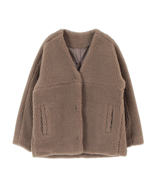 titivate（ティティベイト）の「ｵｰﾊﾞｰｻｲｽﾞﾎﾞｱｼﾞｬｹｯﾄ（ノーカラージャケット・レディース・アイボリー/ブラック/グレー/グレイッシュベージュ・S/M/L）」の8枚目の写真