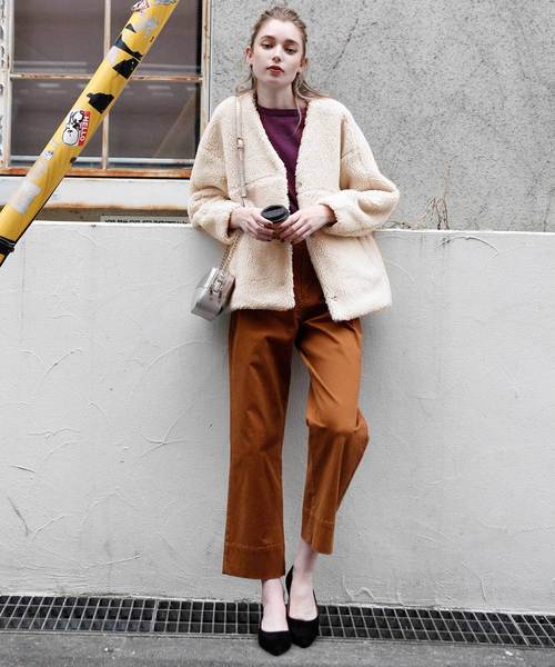 titivate（ティティベイト）の「ｵｰﾊﾞｰｻｲｽﾞﾎﾞｱｼﾞｬｹｯﾄ（ノーカラージャケット・レディース・アイボリー/ブラック/グレー/グレイッシュベージュ・S/M/L）」の9枚目の写真