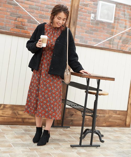 titivate（ティティベイト）の「ｵｰﾊﾞｰｻｲｽﾞﾎﾞｱｼﾞｬｹｯﾄ（ノーカラージャケット・レディース・アイボリー/ブラック/グレー/グレイッシュベージュ・S/M/L）」の12枚目の写真