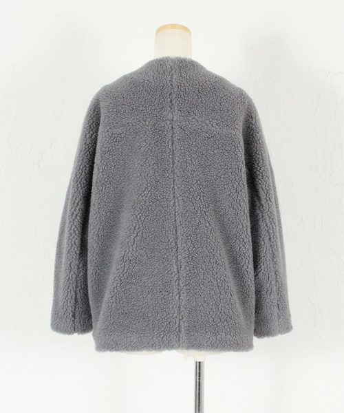 titivate（ティティベイト）の「ｵｰﾊﾞｰｻｲｽﾞﾎﾞｱｼﾞｬｹｯﾄ（ノーカラージャケット・レディース・アイボリー/ブラック/グレー/グレイッシュベージュ・S/M/L）」の20枚目の写真