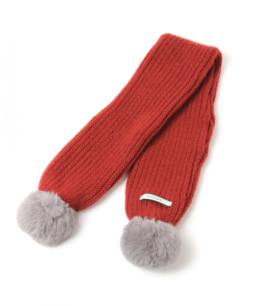 BAYFLOW（ベイフロー）の「[KIDS]ボンボンツキニットマフラー（マフラー・キッズ・ホワイト/レッド/ダークオリーブ・0）」の10枚目の写真