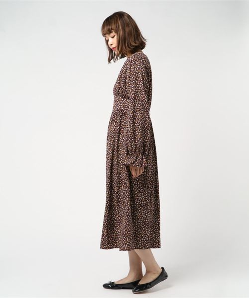 WEGO（ウィゴー）の「WEGO/フラワーロングワンピース（ワンピース・レディース・ブラック/ワイン・FREE）」の3枚目の写真