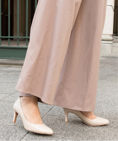 RANDA(ランダ)の「ストレスフリー/走れる美脚パンプス(パンプス・レディース・ライトグレー/ネイビー/ピンク/イエロー/ブルー/ブラック系その他/ベージュ系その他/ブラック系その他2/ブラック系その他3/ベージュ系その他2/ベージュ系その他3/ベージュ系その他4/ベージュ系その他5/グレー/プラム/マスタード/その他/オレンジ/カーキ/シルバー系その他/シルバー・24/25/26/21/22.5/23.5/23/25.5/24.5/20.5/21.5/22)」の6枚目の写真