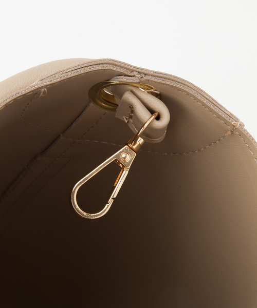 CLEA（クレア）の「2WAY ポーチSETワンハンドルバッグ（ハンドバッグ・レディース・ベージュ/キャメル/ブラック/ライトブラウン/モカ・FREE）」の7枚目の写真