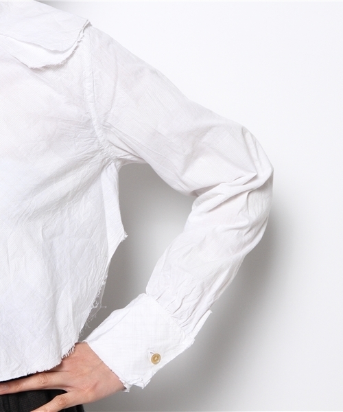 BEAMS BOY（ビームスボーイ）の「○BEAMS BOY / 2重襟 Wバックボタン ショートブラウス（シャツ/ブラウス・レディース・ホワイト/ブラック・ONE SIZE）」の4枚目の写真