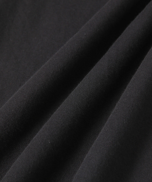 ADAM ET ROPE'（アダムエロペ）の「【Dennis Morris × ADAM ET ROPE'】PHOTO T-shirt（Tシャツ/カットソー・メンズ・ホワイト/ブラック系その他/ブラック/ホワイト系その他・M/LL/L）」の7枚目の写真