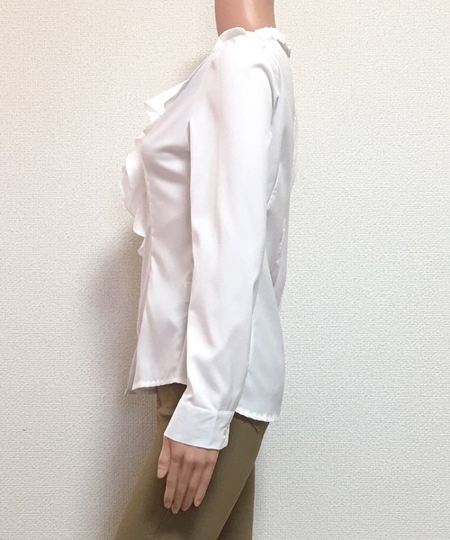 Lace Ladies（レースレディース）の「クルーネック長袖フリル付き無地ブラウス シャツ（シャツ/ブラウス・レディース・ホワイト・L/M/S/XL/XXL）」の17枚目の写真