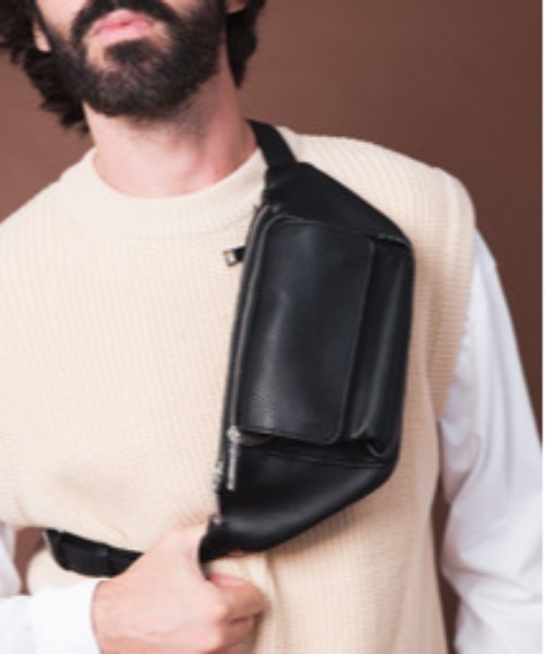 YARD PLUS（ヤードプリュス）の「YARD PLUS レザーウエストBAG（ボディバッグ/ウエストポーチ・メンズ・ブラック・FREE）」の10枚目の写真