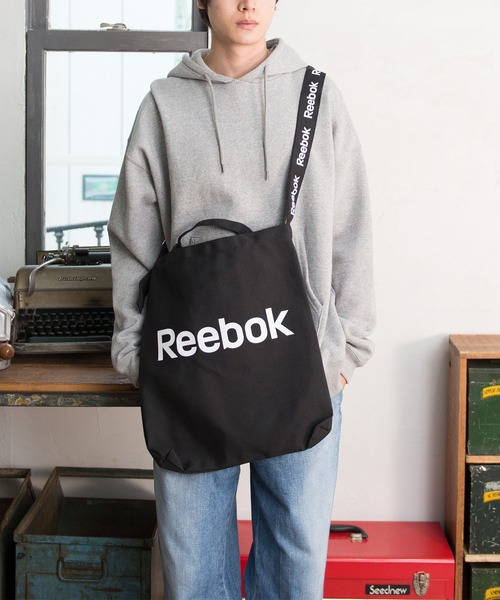 Reebok（リーボック）の「【Reebok/リ－ボック】ナイロンショルダーバッグ トートバッグ ポケット付き 2WAYバッグ（トートバッグ・メンズ・ホワイト/ブラック/ネイビー/カーキ/グレー/ブラック系その他・FREE）」の3枚目の写真