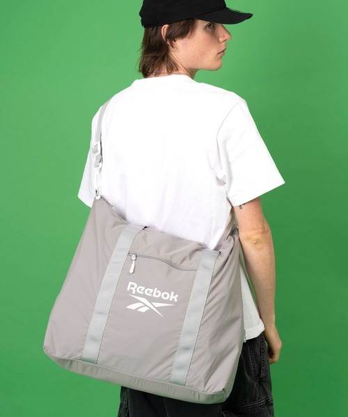 Reebok（リーボック）の「【Reebok/リ－ボック】ナイロンショルダーバッグ トートバッグ ポケット付き 2WAYバッグ（トートバッグ・メンズ・ホワイト/ブラック/ネイビー/カーキ/グレー/ブラック系その他・FREE）」の10枚目の写真