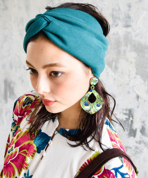 チャイハネ（チャイハネ）の「【チャイハネ】ツイストワイドヘアバンド（ヘアバンド・レディース・ブラック/ブラウン/ターコイズブルー/オレンジ・FREE）」の4枚目の写真