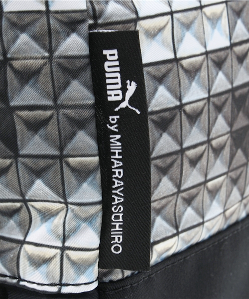 PUMA（プーマ）の「ショルダーバッグ - PUMA by MIHARAYASUHIRO（ショルダーバッグ・メンズ・ブラック系その他・フリー）」の4枚目の写真