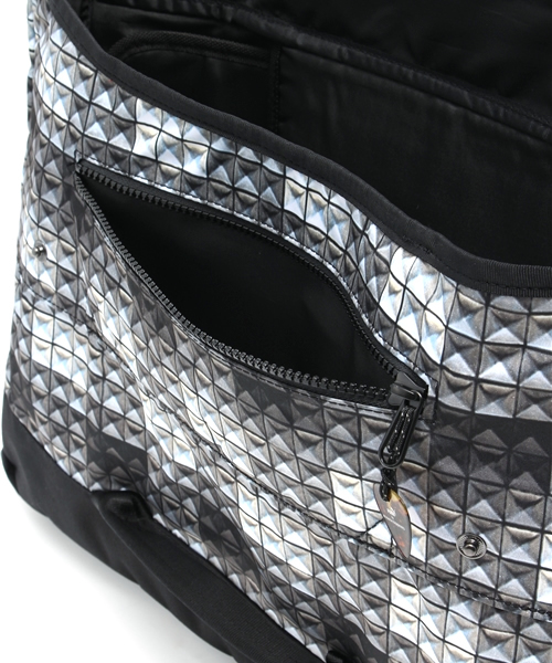 PUMA（プーマ）の「ショルダーバッグ - PUMA by MIHARAYASUHIRO（ショルダーバッグ・メンズ・ブラック系その他・フリー）」の15枚目の写真